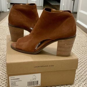 Lucky Brand Brown Suede Booties size 7
